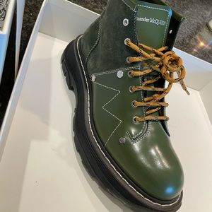 Alexander McQueen Tread Leather/Suede Boots Size 41